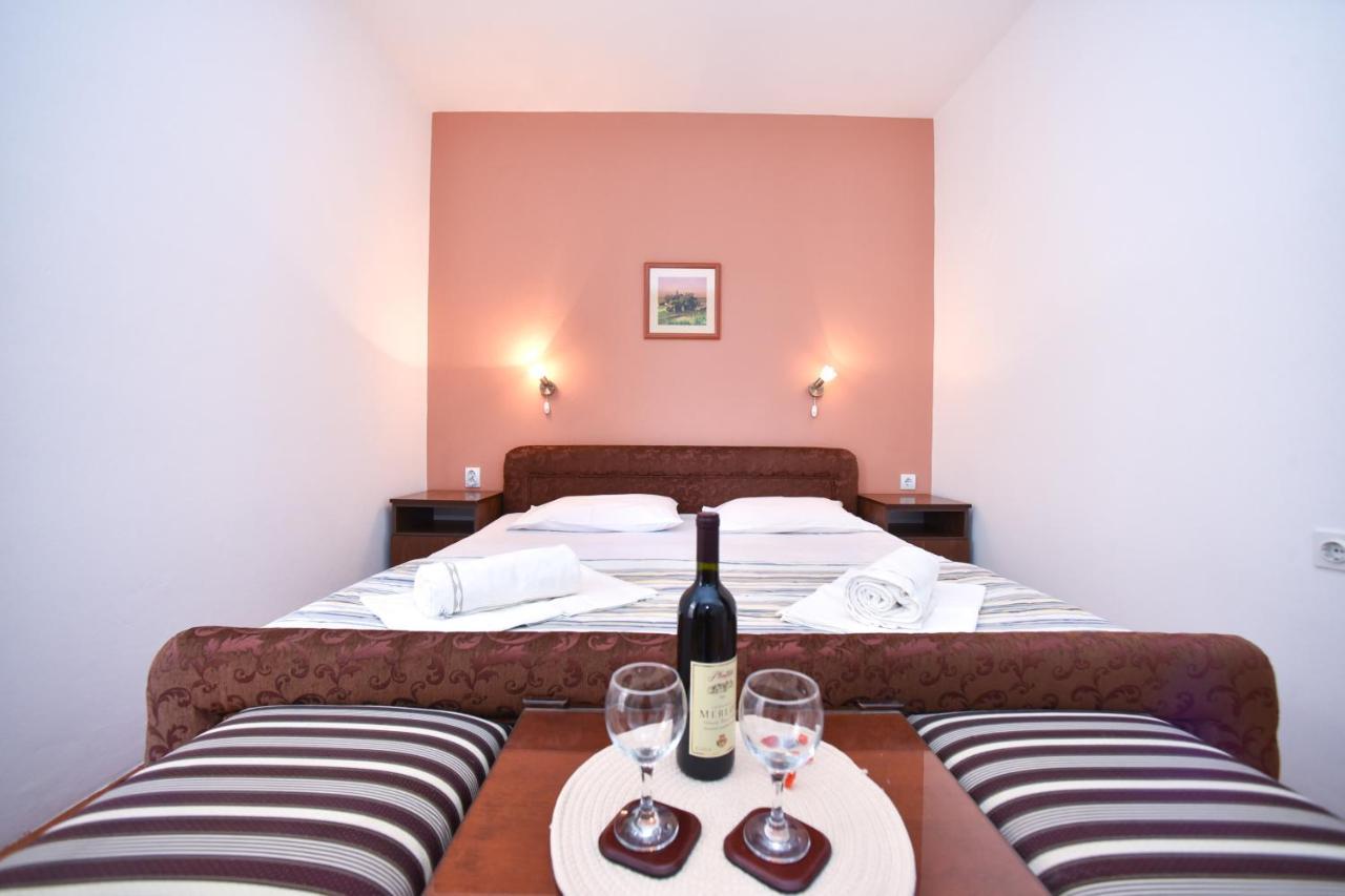 Apartmani Soljaga Petrovac Екстериор снимка