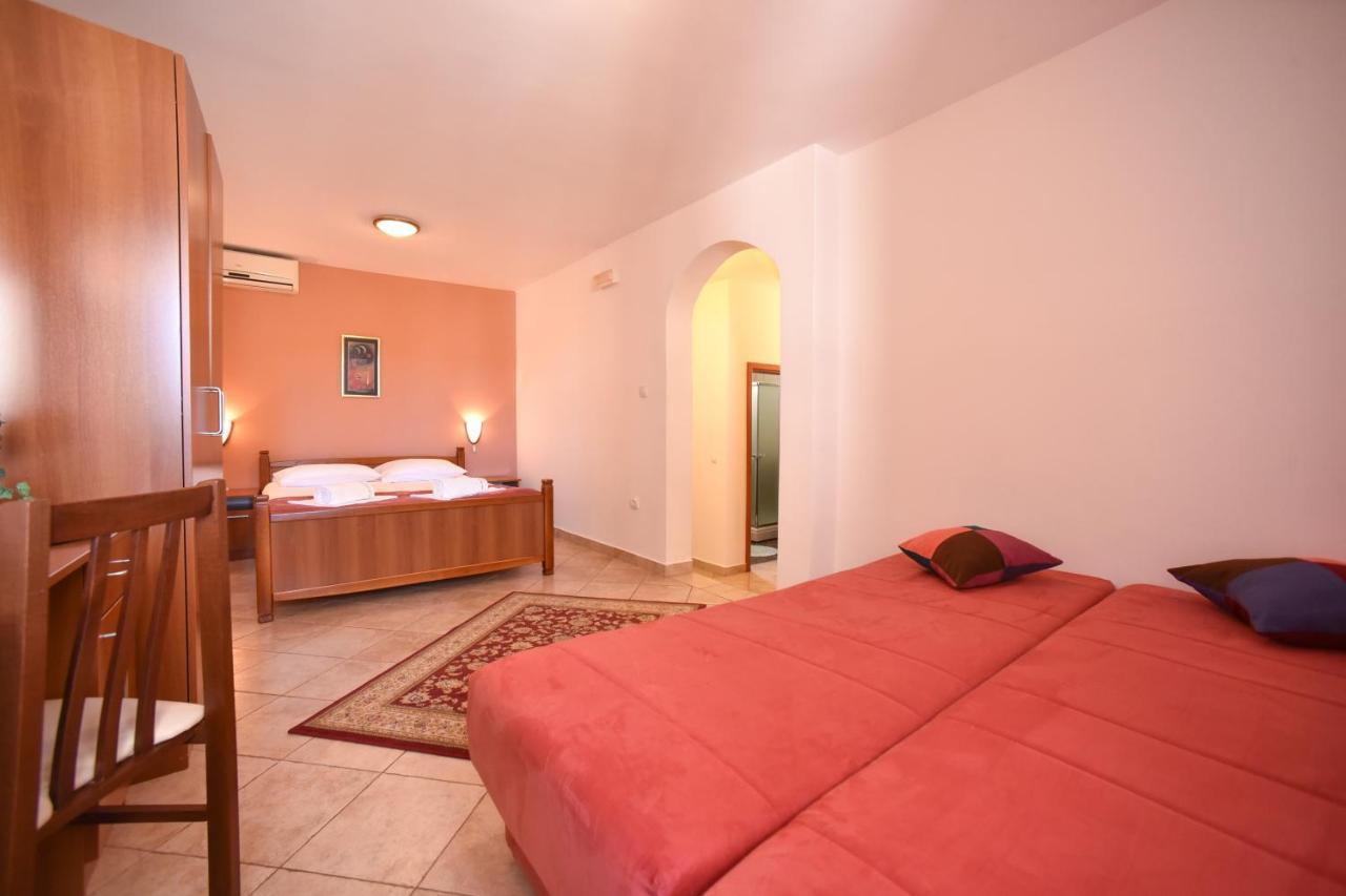 Apartmani Soljaga Petrovac Екстериор снимка