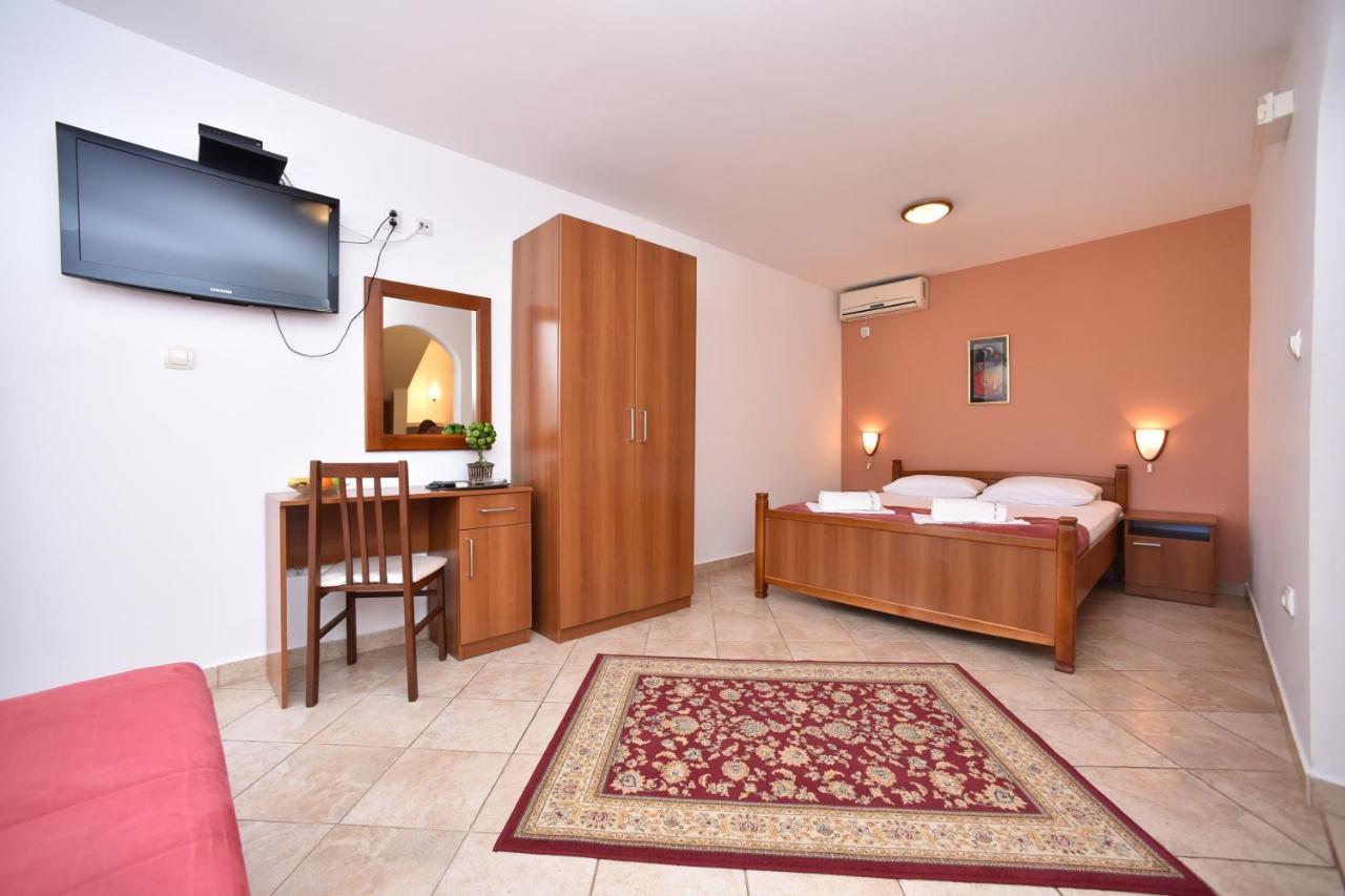 Apartmani Soljaga Petrovac Екстериор снимка